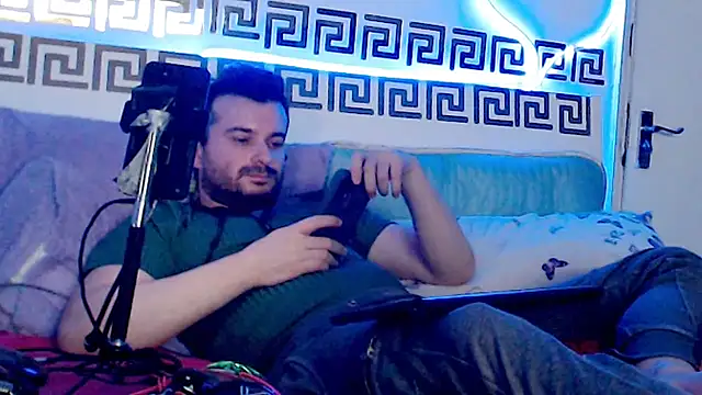 Snapshot of erotico69xxx chatting on 11.01.25 erotico69xxx online show from 11.01.25