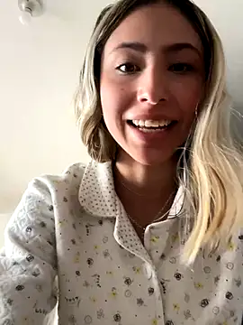 Ameellie online show from 09.14.25