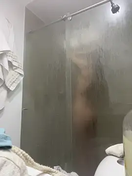 Ameellie online show from 10.15.25