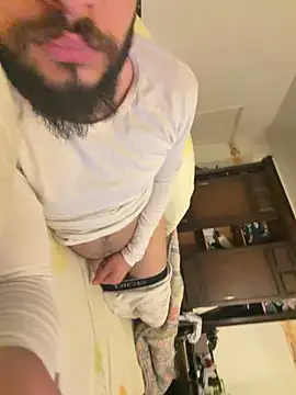 Snapshot of BigEgyptianDiick chatting on 03.29.26 BigEgyptianDiick online show from 03.29.26