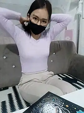 I AM NOT A SLUT online show from 02.20.25