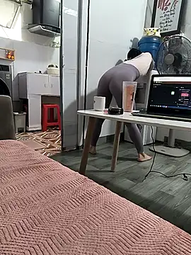 I AM NOT A SLUT online show from 03.17.26