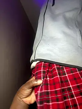 Snapshot of skiihot chatting on 09.27.25 skiihot online show from 09.27.25