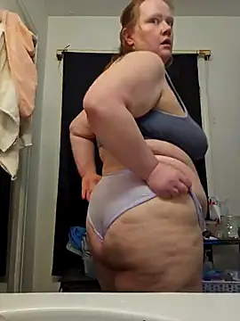 Snapshot of virgieblanca chatting on 01.28.25 virgieblanca online show from 01.28.25