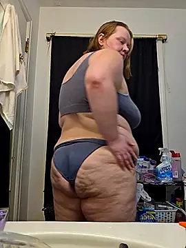 Snapshot of virgieblanca chatting on 10.04.25 virgieblanca online show from 10.04.25