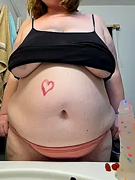 Snapshot of virgieblanca chatting on 12.05.25 virgieblanca online show from 12.05.25