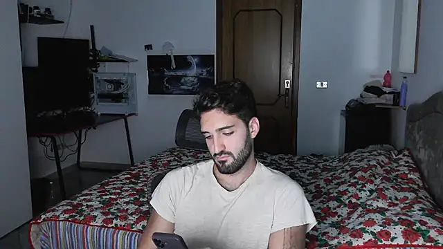 Snapshot of Alexox02 chatting on 10.28.25 Alexox02 online show from 10.28.25