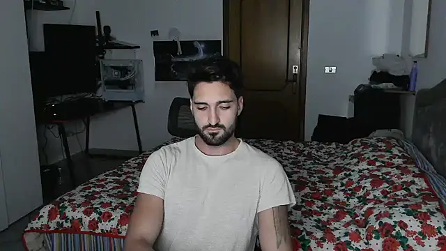 Snapshot of Alexox02 chatting on 11.02.25 Alexox02 online show from 11.02.25