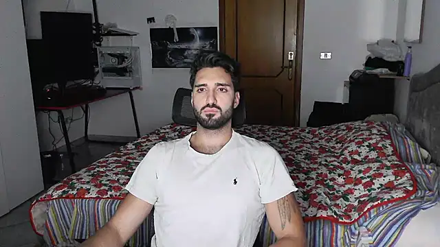 Snapshot of Alexox02 chatting on 11.03.25 Alexox02 online show from 11.03.25