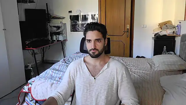 Snapshot of Alexox02 chatting on 12.14.25 Alexox02 online show from 12.14.25