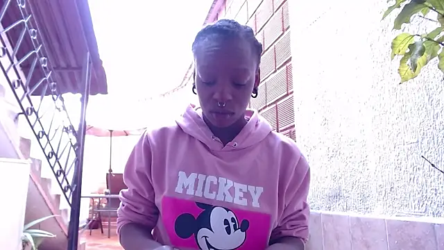 Coco Kiss online show from 02.16.25