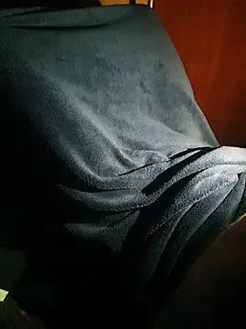 Snapshot of VARGAcz chatting on 03.20.26 VARGAcz online show from 03.20.26