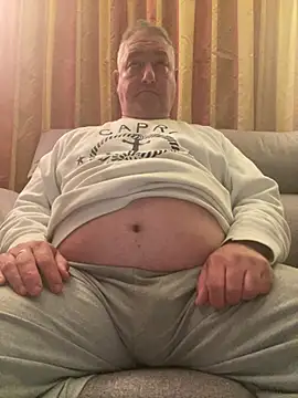 Russirayu online show from 02.25.26