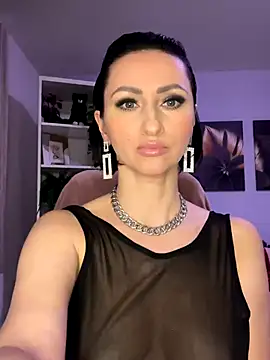 KatyEvanss online show from 11.26.25