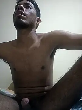 Snapshot of Luis_Gonzalez777 chatting on 10.12.25 Luis Gonzalez777 online show from 10.12.25