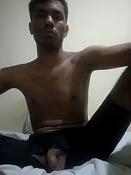 Snapshot of Luis_Gonzalez777 chatting on 02.03.26 Luis Gonzalez777 online show from 02.03.26