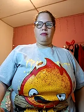 EllisW8 online show from 02.25.25