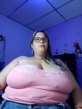 EllisW8 online show from 11.21.25