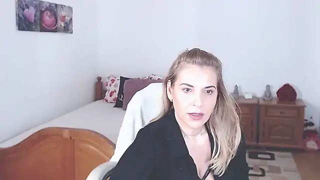 evamaria2024 online show from 12.02.24