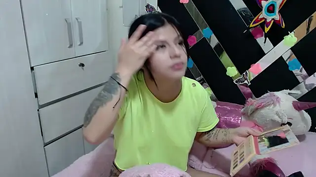 Snapshot of katery_wok11 chatting on 09.10.25 katery wok11 online show from 09.10.25