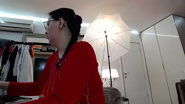 ILoveToFeelU online show from 03.16.25