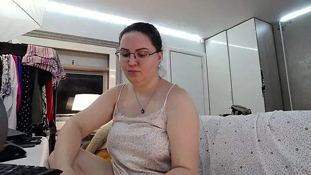 ILoveToFeelU online show from 06.24.26