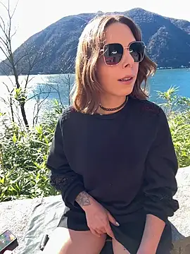 Mia Railey online show from 02.20.26