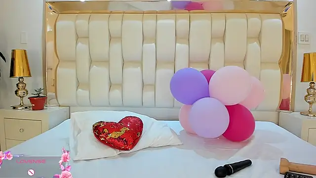 Snapshot of alana-then chatting on 01.31.25 alana-then online show from 01.31.25