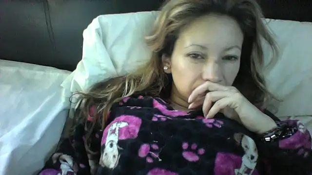 Snapshot of Paulita_x3 chatting on 03.22.25 Paulita x3 online show from 03.22.25