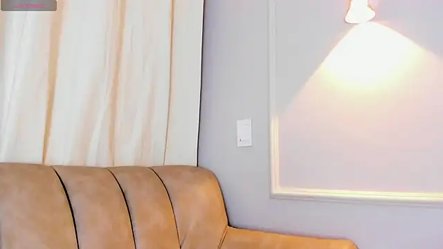 Snapshot of Lia_walton chatting on 12.31.24 Lia walton online show from 12.31.24