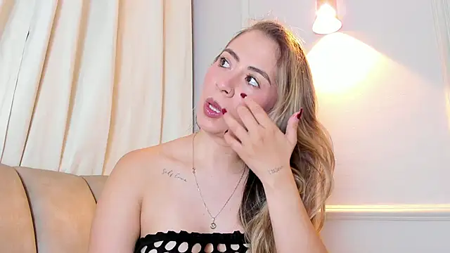 Lia walton online show from 03.03.26