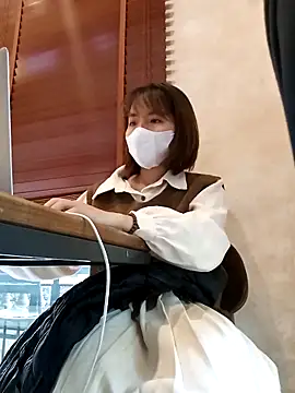 Michiko1 online show from 02.20.25