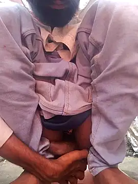 Snapshot of dipa-jitu chatting on 10.19.25 dipa-jitu online show from 10.19.25