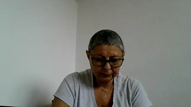 roseblak42 online show from 11.24.25