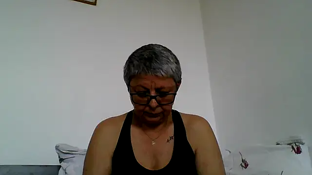 roseblak42 online show from 05.25.26