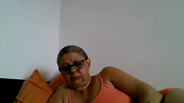 roseblak42 online show from 06.24.26