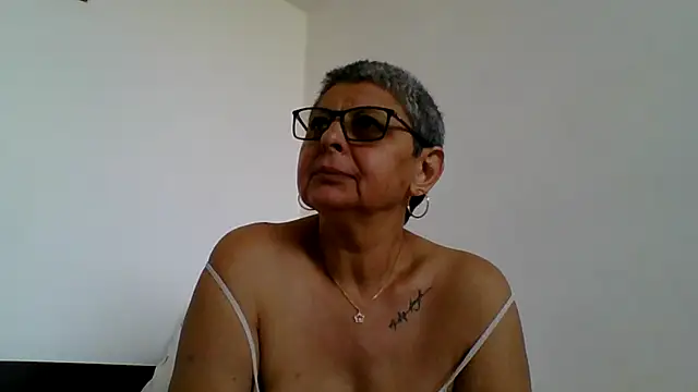 roseblak42 online show from 07.14.26