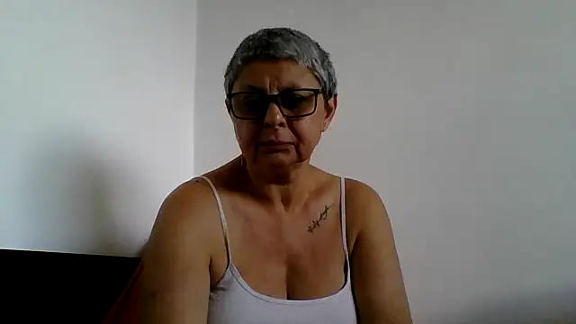 roseblak42 online show from 07.24.26