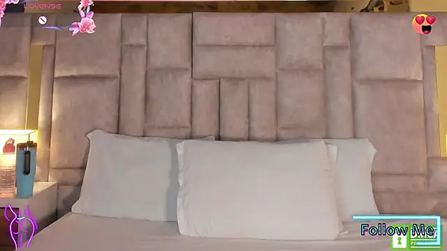 Miss Abigail  online show from 02.24.25