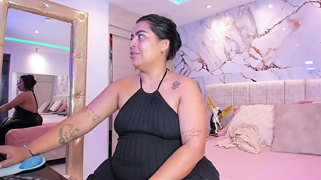 kiana cream online show from 11.28.25