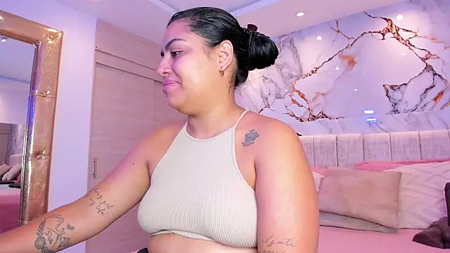 kiana cream online show from 12.04.25