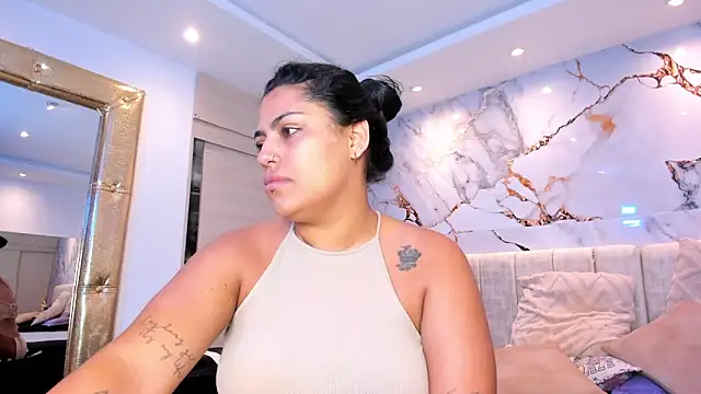 kiana cream online show from 03.02.26