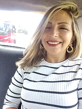  Abril-Office1 online show from 02.04.25