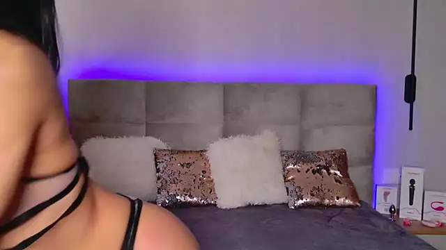 WoW Courtney online show from 03.21.25