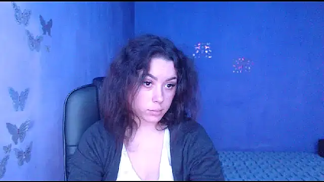 Snapshot of LovelyJulliette chatting on 01.23.25 LovelyJulliette online show from 01.23.25