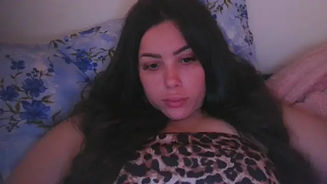 LovelyJulliette online show from 05.15.26
