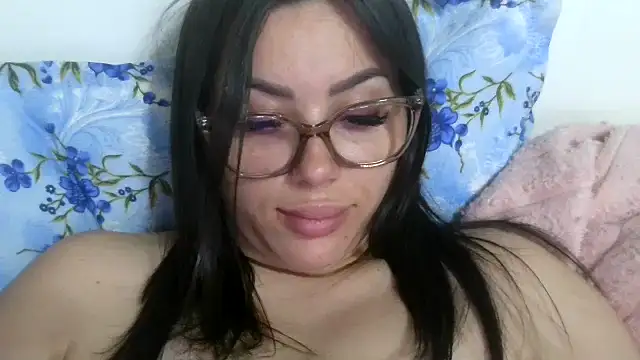 LovelyJulliette online show from 05.31.26