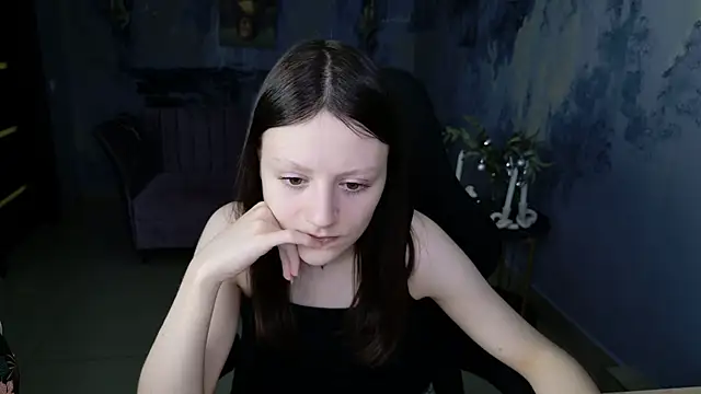 VeliraBraitberg online show from 12.28.24