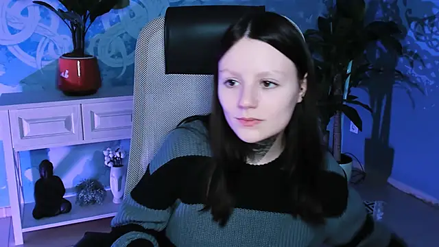 VeliraBraitberg online show from 12.30.24