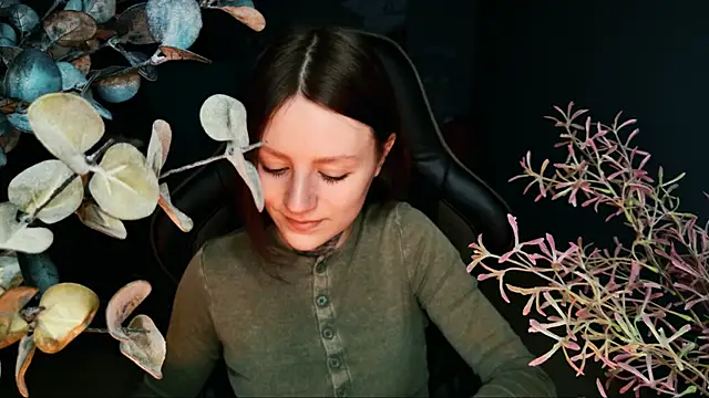 VeliraBraitberg online show from 03.14.25